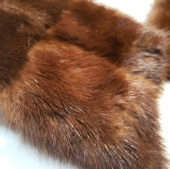 Upcycled mink fur stole - Picture 3 of 5